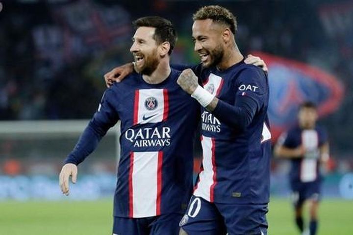 HLV PSG nói gì khi Messi trở thành cầu thủ hay nhất châu Âu?