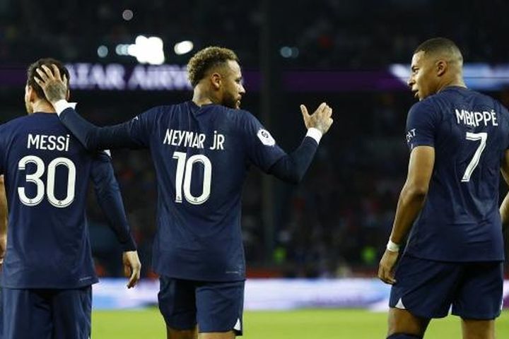 Bộ ba nguyên tử Messi - Neymar - Mbappe 'chơi ăn rơ' trở thành tam tấu nguy hiểm nhất thế giới
