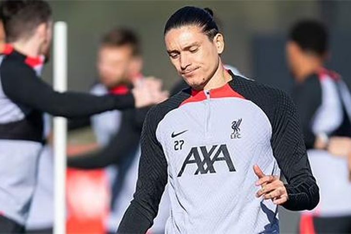 Liverpool đón cú hích lớn trước đại chiến với Ajax