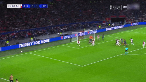 'Bom tấn' lóe sáng, Liverpool dễ dàng giành vé vào vòng 1/8 Champions League