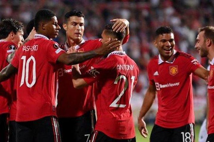 FA ra lệnh trừng phạt Man United