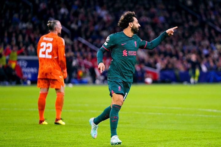 Salah, Nunez đưa Liverpool vào vòng 1/8 Champions League