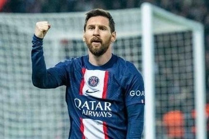Chelsea và Man City săn đón Messi