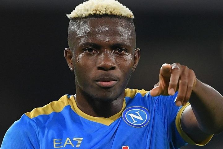 Napoli chốt giá 100 triệu bảng Anh cho Osimhen