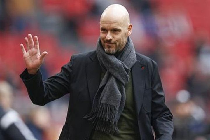 HLV Erik ten Hag muốn chiêu mộ Joao Felix và De Jong