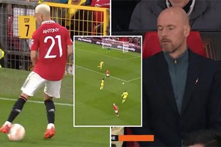 Ten Hag 'lặng người' sau pha biểu diễn của Antony