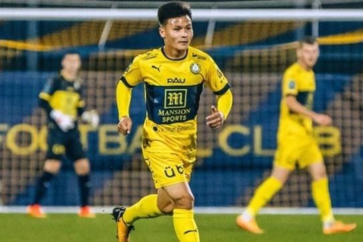 20h tối nay, Quang Hải có cơ hội ra sân trận Pau FC gặp Salinieres Aigues Mortes