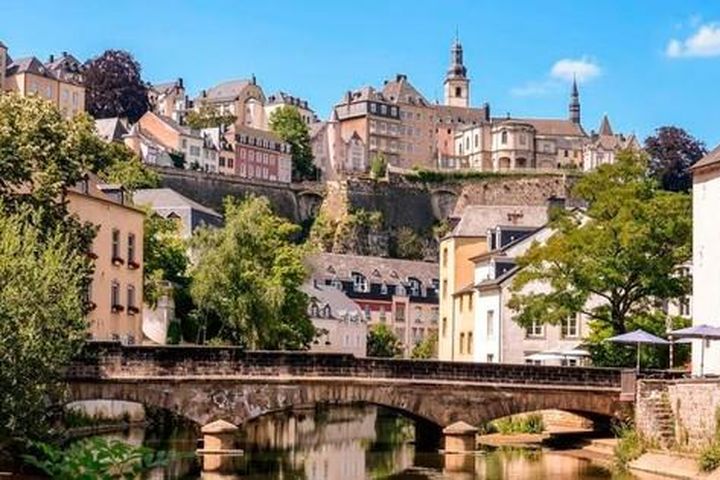 Vì sao Luxembourg nhỏ xíu lại là đất nước giàu nhất thế giới năm 2022
