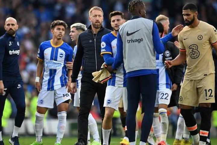 HLV Potter hé lộ lý do Chelsea thua thảm Brighton