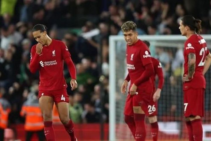Klopp chỉ đích danh thủ phạm khiến Liverpool ôm hận Leeds