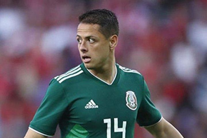 ĐT Mexico lên danh sách sơ bộ cho World Cup: Không Chicharito và Vela