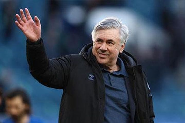 HLV Ancelotti tức giận với công tác trọng tài