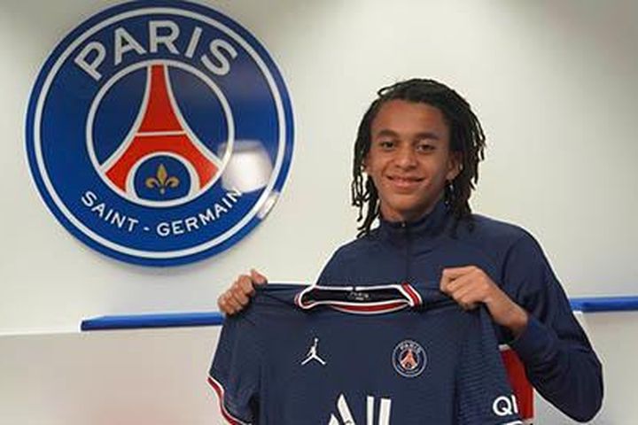 Em trai Mbappe bất ngờ tập luyện cùng Messi, Neymar và Ramos