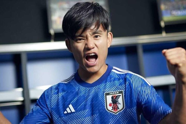 Tuyển Nhật Bản mang dàn sao tới World Cup 2022