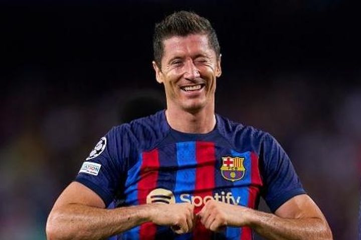 Lewandowski: Barca sẽ không phải chơi ở Europa League nếu 'tinh quái' hơn