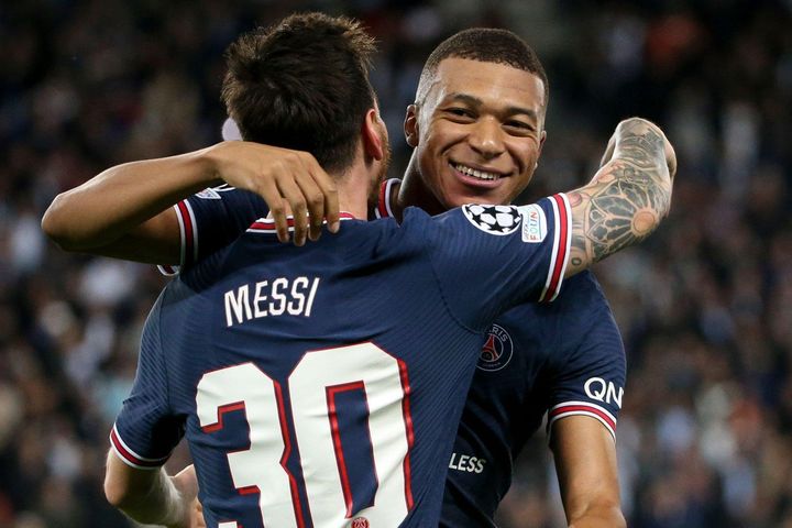 Mbappe sẵn sàng cho việc PSG chia tay Messi