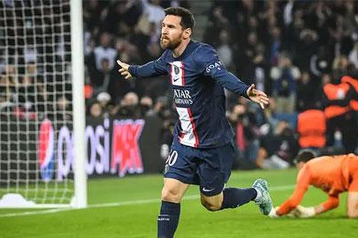 Messi 'từ chối nhiều cuộc gọi' từ Barca