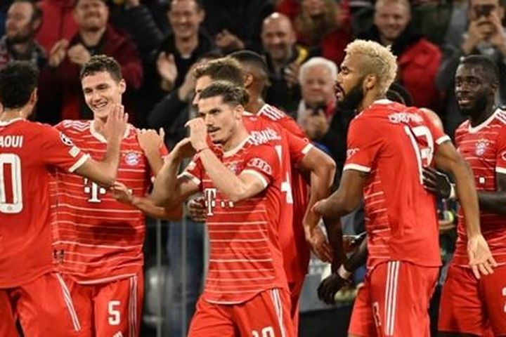 Bayern năm thứ 2 liên tiếp 'vô đối', Barca có chiến thắng an ủi