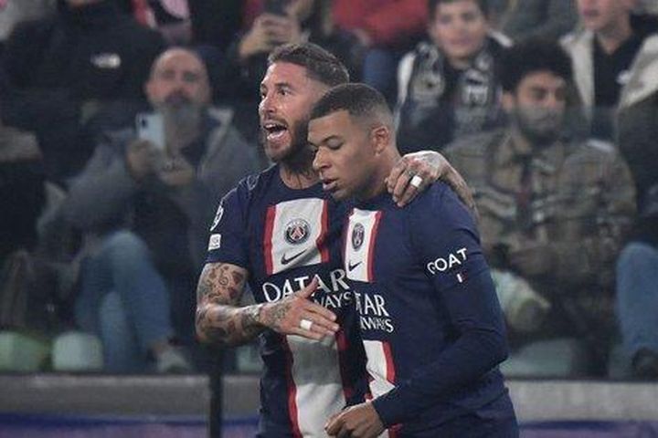 Màn chiếm ngôi đầu bảng khó tin và hy hữu nhất vừa xảy ra tại Champions League