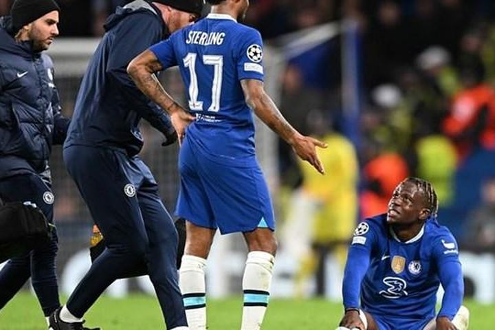 Chelsea dẫn đầu bảng E, giành vé đi tiếp Champions League