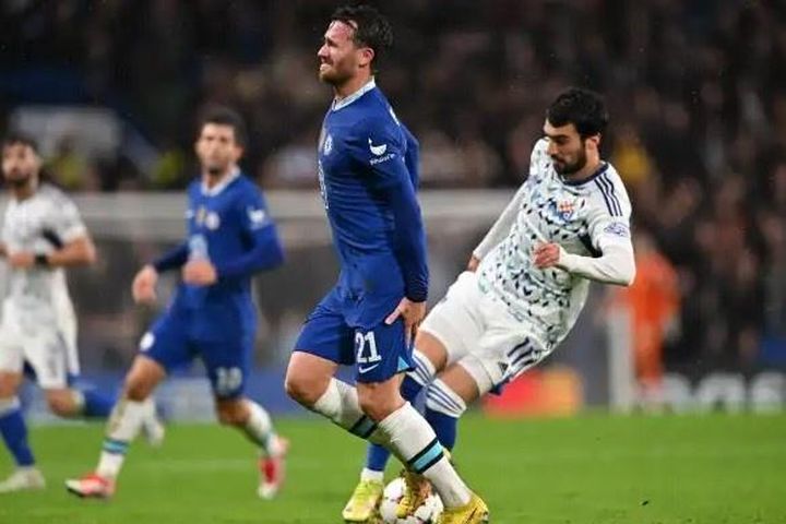 Tuyển Anh tiếp tục mất người trước World Cup