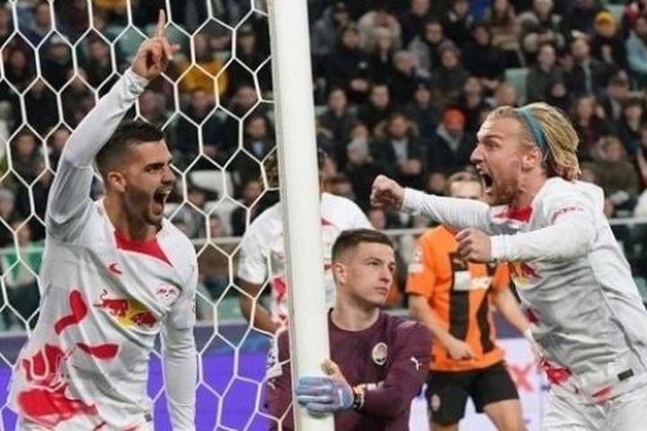 RB Leipzig và AC Milan giành 2 vé cuối cùng vào vòng 1/8 Champions League