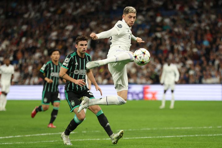 Ancelotti thách thức Valverde ghi 15 bàn