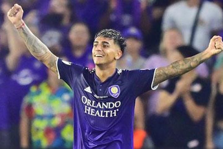 Facundo Torres rất gần Arsenal
