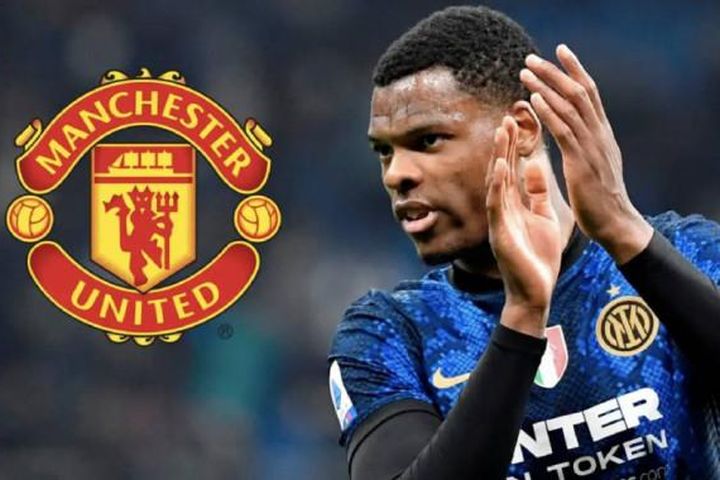 MU theo đuổi hàng hot World Cup, Fabrizio Romano báo tin nửa mừng nửa lo