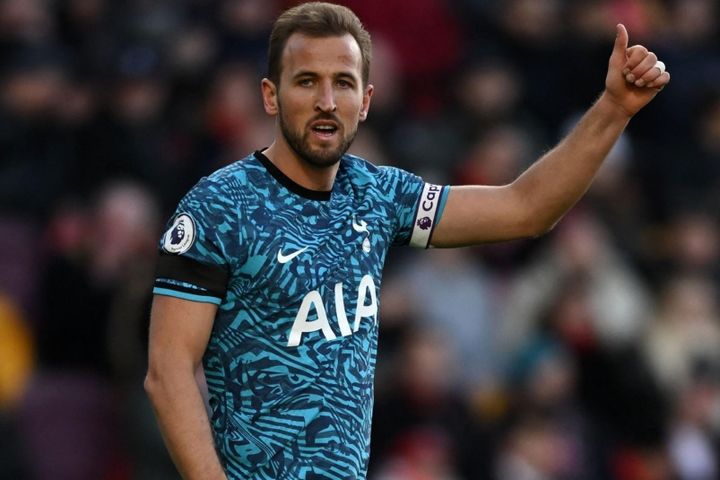 Tottenham thoát thua trên sân Brentford