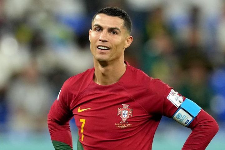 'Ronaldo sẽ bị biến thành con tốt khi về Ả Rập Xê-út thi đấu'