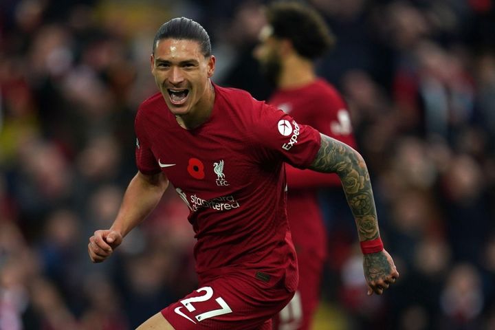 Nhận định bóng đá Aston Villa vs Liverpool: Áp sát Man Utd