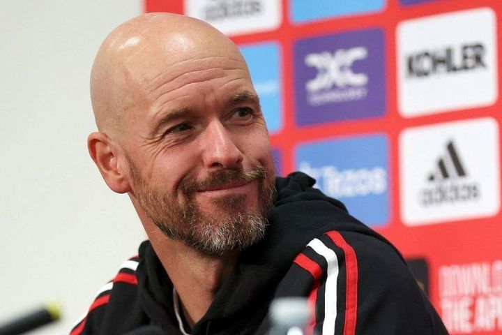 Phản ứng của HLV Ten Hag khi Gakpo về Liverpool