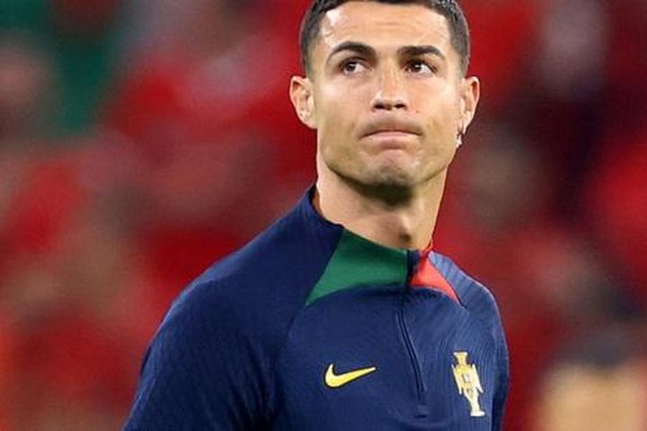HLV trưởng Al Nassr lên tiếng về việc chiêu mộ Ronaldo