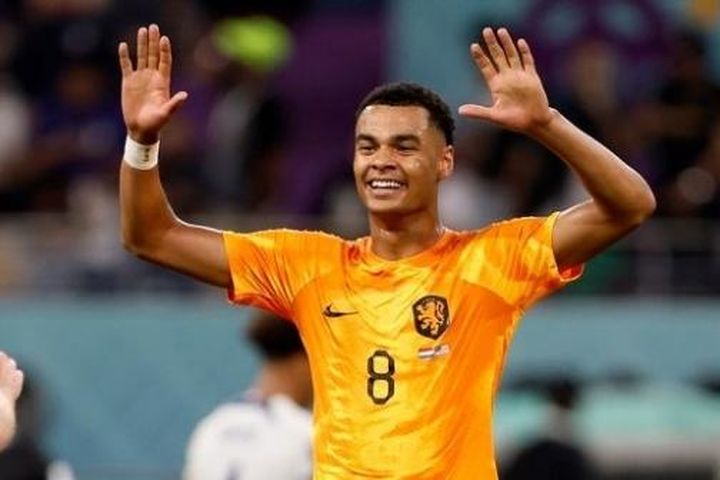 Liverpool hớt tay trên M.U thương vụ Cody Gakpo