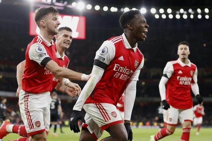 Premier League: Arsenal, Liverpool chiến thắng, Newcastle lên top 2