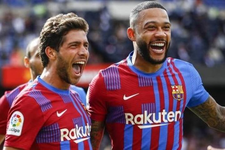 Barcelona mất trắng tới 7 cầu thủ vào mùa Hè 2023