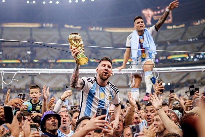 HLV Ancelotti từ chối gọi Messi là GOAT