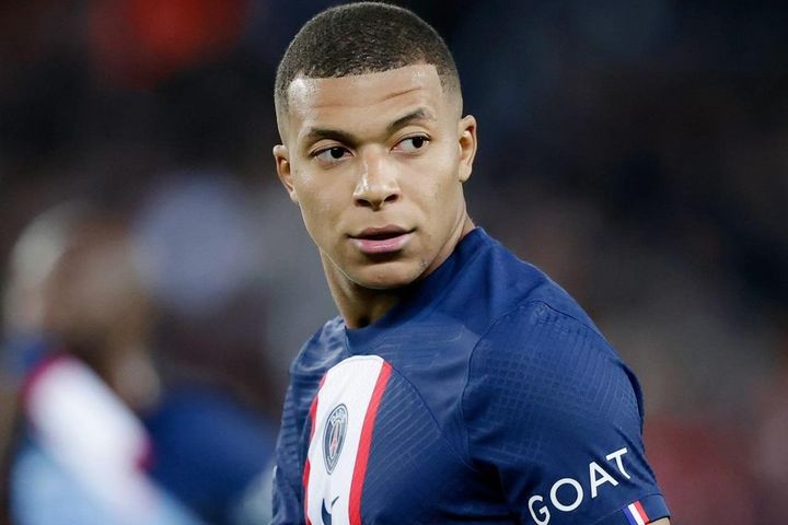 Barca muốn chiêu mộ Kylian Mbappe?