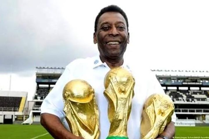 FIFA tưởng nhớ 'Vua bóng đá' Pele