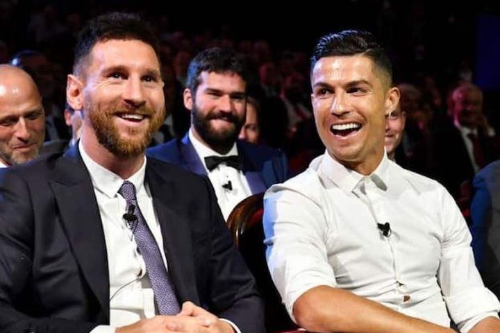 Messi sắp đối đầu Ronaldo tại Saudi Arabia?