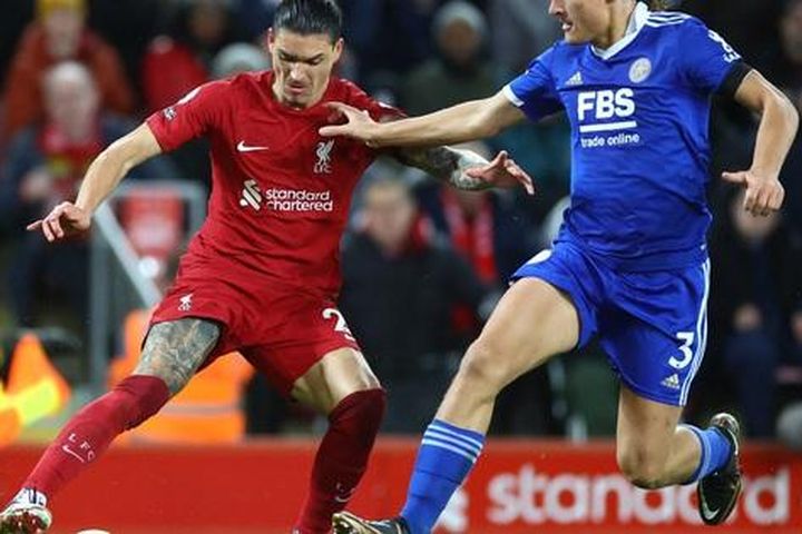 Liverpool được Leicester 'tặng quà', áp sát Top 5 Ngoại hạng Anh