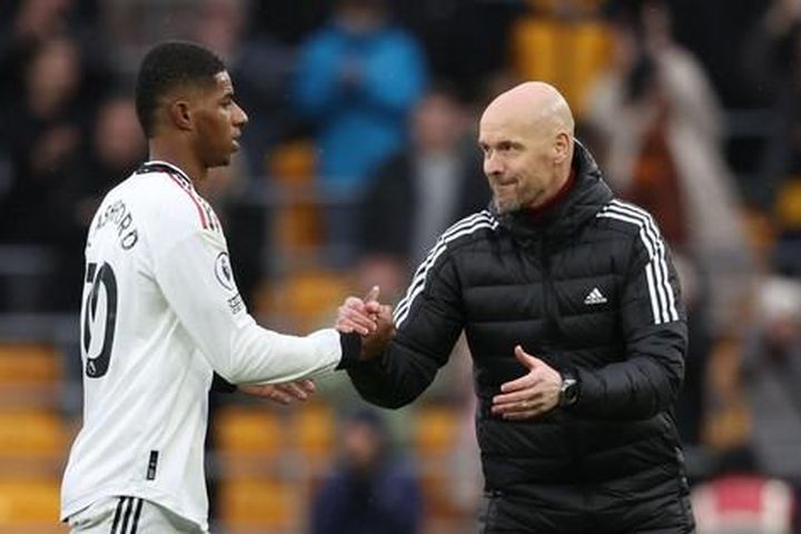 Bị kỷ luật, Marcus Rashford vẫn lóe sáng giúp MU đánh bại Wolves