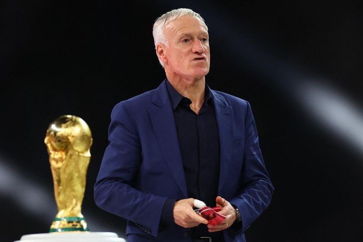 Pháp chuẩn bị gia hạn hợp đồng với Deschamps