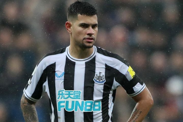 Newcastle trao cơ hội vào top 3 cho Man United