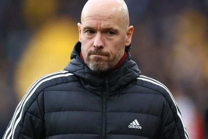 HLV Erik ten Hag phản ứng ra sao khi được hỏi về Ronaldo?