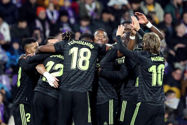 Bảng xếp hạng La Liga 2022-23 vòng 15: Barca chật vật trở lại ngôi đầu