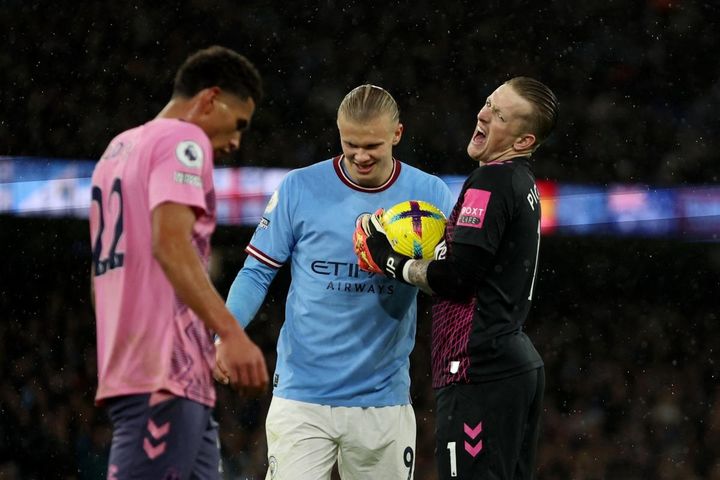 Haaland ghi bàn, Man City vẫn sảy chân trước Everton
