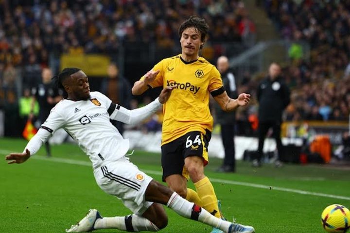 Bảng xếp hạng Ngoại hạng Anh mới nhất: MU vào tốp 4, Arsenal hơn Man City 7 điểm