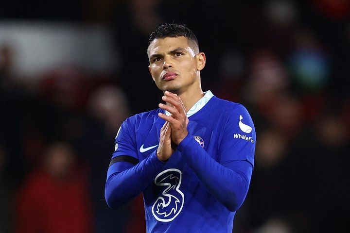 Chelsea gây thất vọng trước đối thủ đứng thứ 19